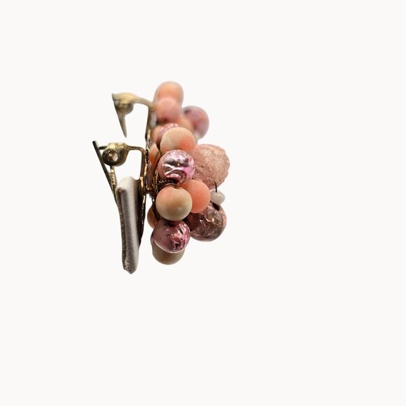 Vtg Pink/White Gold-Tone Clip-On Beaded Cluster Earrings Retro Party Fun Spring - Picture 6 of 8